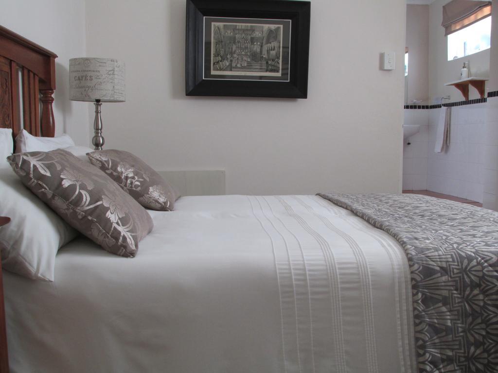 Outeniqua Travel Lodge George Room photo